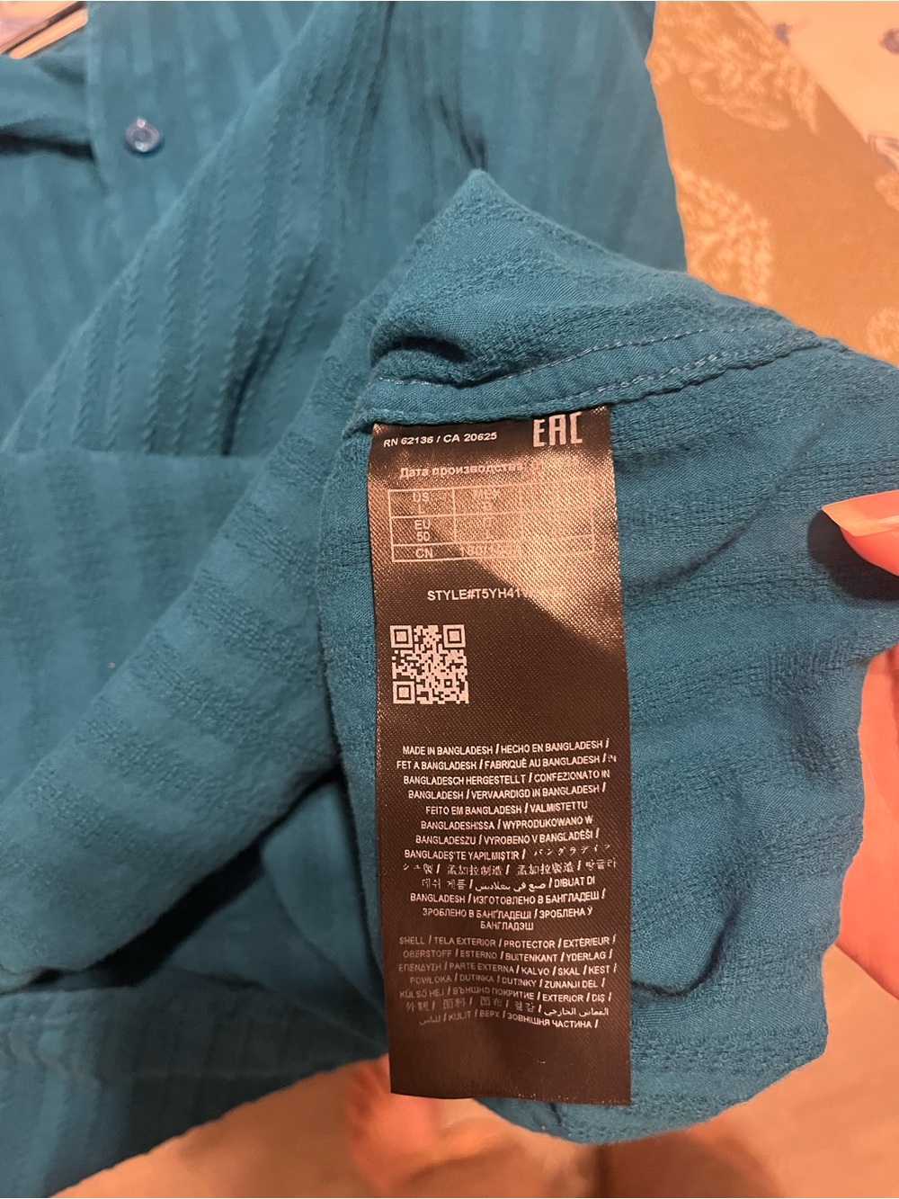 Guess Men's Teal Short-Sleeve Button-Down Shirt - Picture 4 of 4